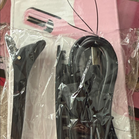 Beautiful pink curling iron. Only sold during runway shows. All New in Box. - Picture 7 of 7